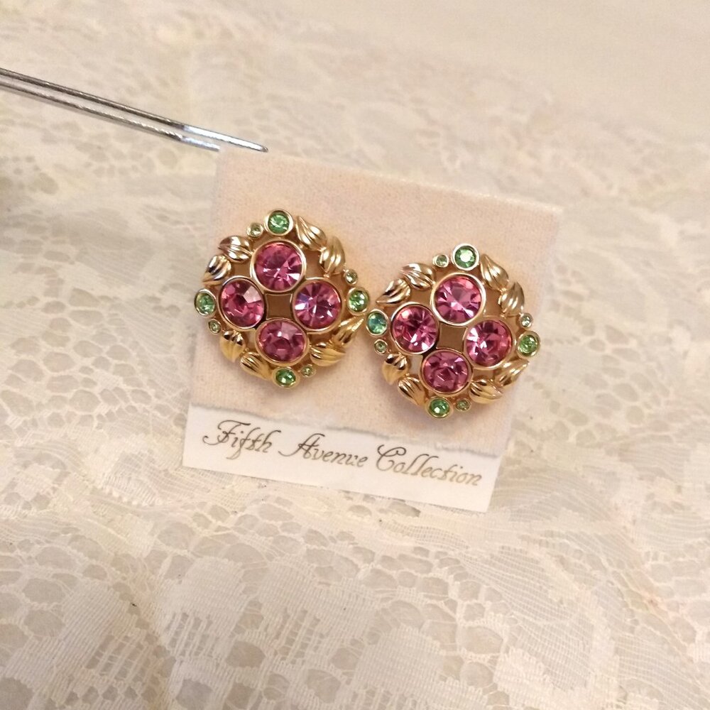 Vintage Pink & Green Crystal Gold Tone Earrings Non-Pierced Clip Earrings - Picture 2 of 11